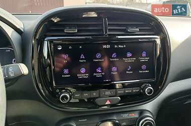 Внедорожник / Кроссовер Kia Soul EV 2022 в 