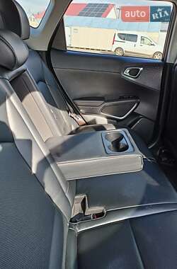 Внедорожник / Кроссовер Kia Soul EV 2022 в 