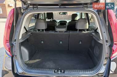 Внедорожник / Кроссовер Kia Soul EV 2022 в 