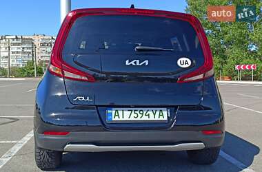 Внедорожник / Кроссовер Kia Soul EV 2022 в 