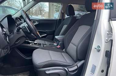 Внедорожник / Кроссовер Kia Soul EV 2023 в 