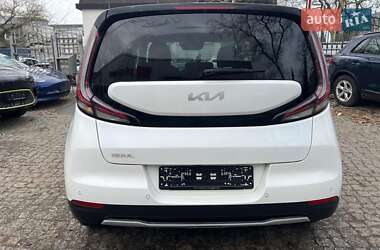Внедорожник / Кроссовер Kia Soul EV 2023 в 