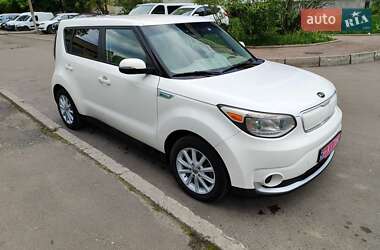 Внедорожник / Кроссовер Kia Soul EV 2015 в 