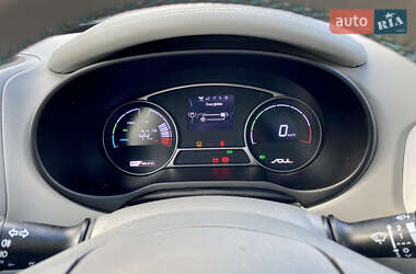 Позашляховик / Кросовер Kia Soul EV 2016 в 