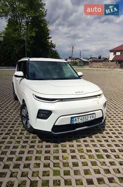 Внедорожник / Кроссовер Kia Soul EV 2022 в 