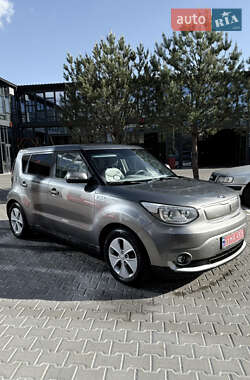 Внедорожник / Кроссовер Kia Soul EV 2016 в Ровно