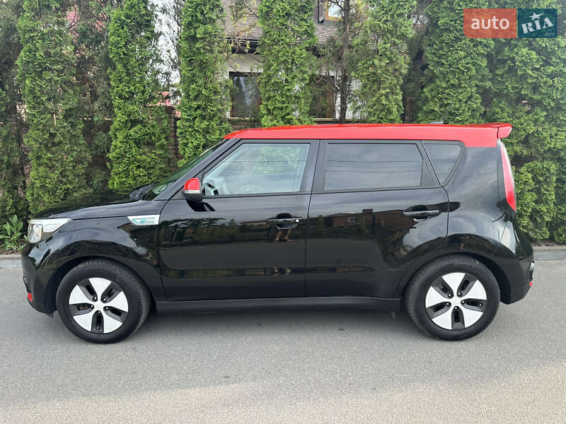 Позашляховик / Кросовер Kia Soul EV 2015 в Вінниці