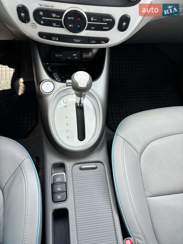 Внедорожник / Кроссовер Kia Soul EV 2016 в Житомире фото 5 Внедорожник / Кроссовер Kia Soul EV 2016 в Житомире