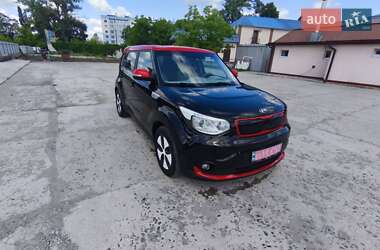 Позашляховик / Кросовер Kia Soul EV 2016 в Кам'янець-Подільському