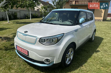 Внедорожник / Кроссовер Kia Soul EV 2014 в Луцке