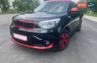 Внедорожник / Кроссовер Kia Soul EV 2016 в Нововолынске
