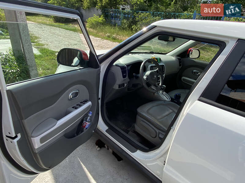 Позашляховик / Кросовер Kia Soul EV 2016 в Баришівка