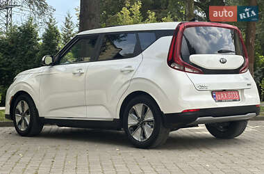 Позашляховик / Кросовер Kia Soul EV 2020 в 