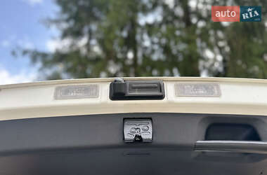 Позашляховик / Кросовер Kia Soul EV 2020 в 