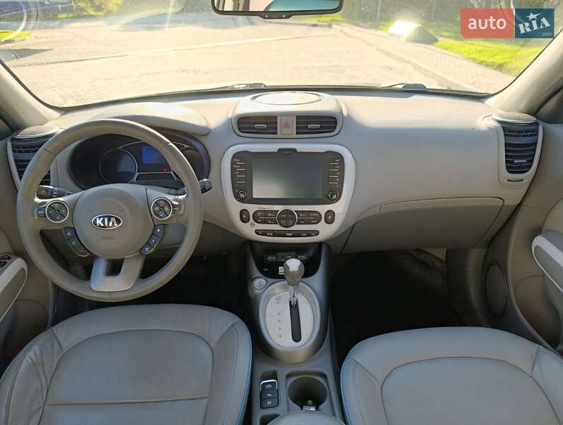 Внедорожник / Кроссовер Kia Soul EV 2015 в Ковеле