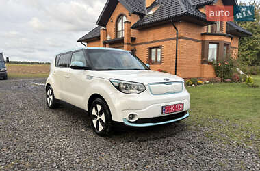 Внедорожник / Кроссовер Kia Soul EV 2015 в Луцке