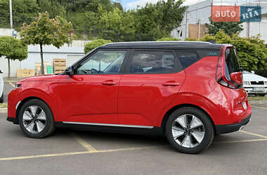 Внедорожник / Кроссовер Kia Soul EV 2020 в 