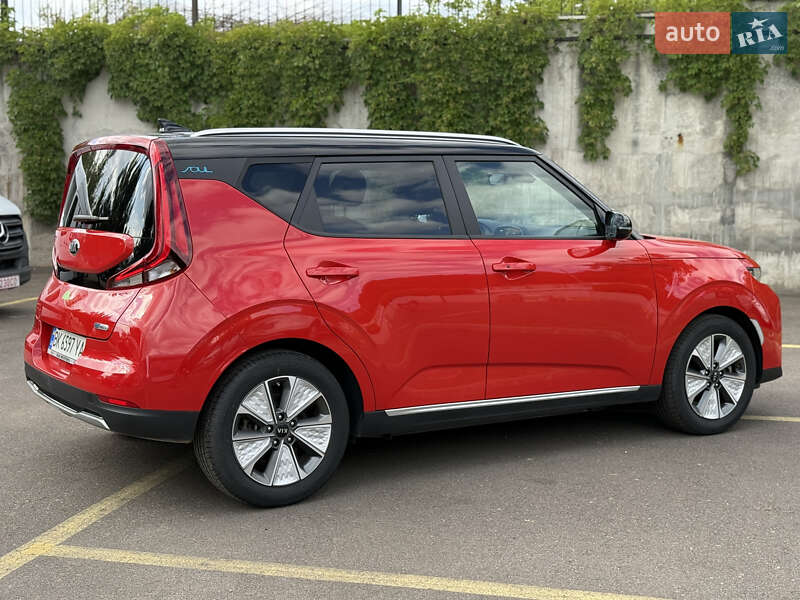 Позашляховик / Кросовер Kia Soul EV 2020 в Рівному