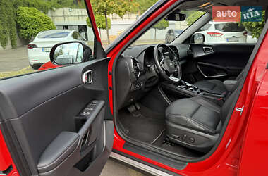 Внедорожник / Кроссовер Kia Soul EV 2020 в 
