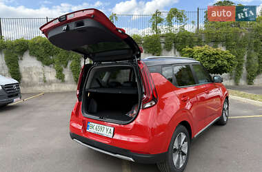 Внедорожник / Кроссовер Kia Soul EV 2020 в 