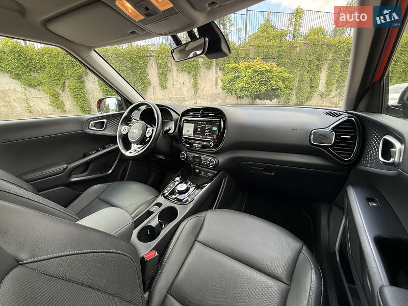 Позашляховик / Кросовер Kia Soul EV 2020 в Рівному