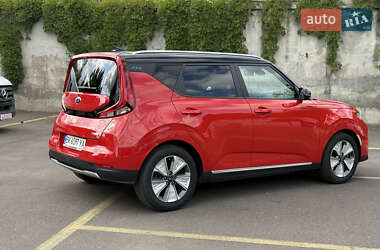 Внедорожник / Кроссовер Kia Soul EV 2020 в 