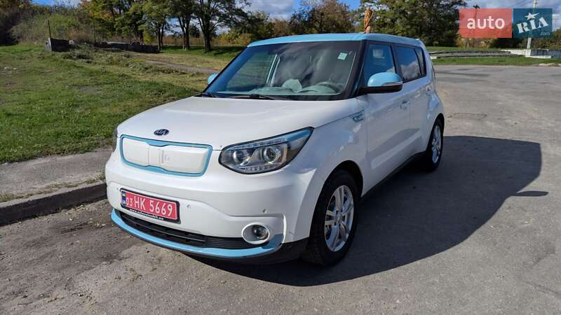 Внедорожник / Кроссовер Kia Soul EV 2018 в Киеве фото 5 Внедорожник / Кроссовер Kia Soul EV 2018 в Киеве