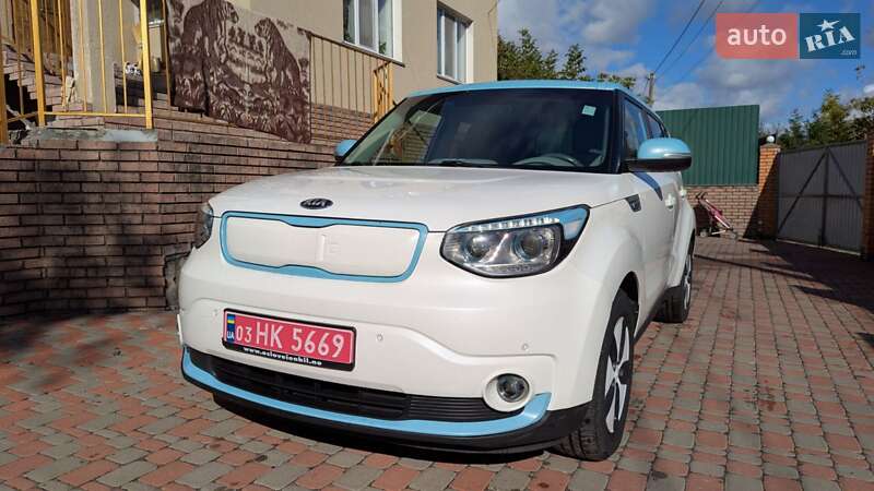 Внедорожник / Кроссовер Kia Soul EV 2018 в Киеве фото 2 Внедорожник / Кроссовер Kia Soul EV 2018 в Киеве