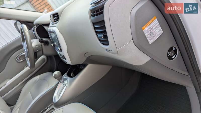 Внедорожник / Кроссовер Kia Soul EV 2018 в Киеве фото 27 Внедорожник / Кроссовер Kia Soul EV 2018 в Киеве