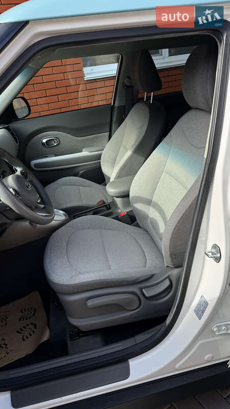 Внедорожник / Кроссовер Kia Soul EV 2015 в Виннице