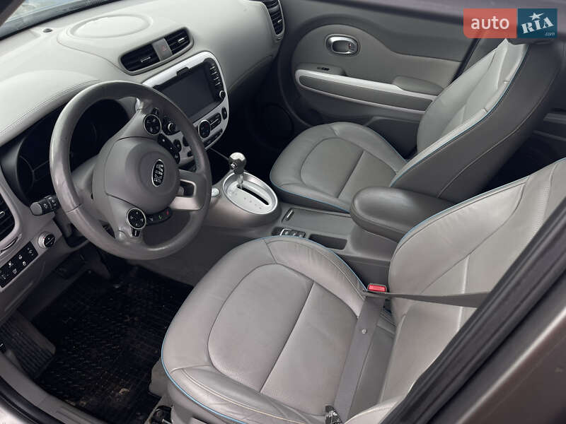 Позашляховик / Кросовер Kia Soul EV 2015 в Луцьку фото 12 Позашляховик / Кросовер Kia Soul EV 2015 в Луцьку