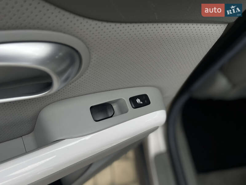 Позашляховик / Кросовер Kia Soul EV 2015 в Луцьку фото 21 Позашляховик / Кросовер Kia Soul EV 2015 в Луцьку