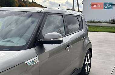 Позашляховик / Кросовер Kia Soul EV 2015 в  фото 11 Позашляховик / Кросовер Kia Soul EV 2015 в