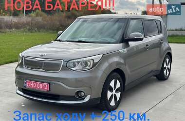 Внедорожник / Кроссовер Kia Soul EV 2015 в Луцке