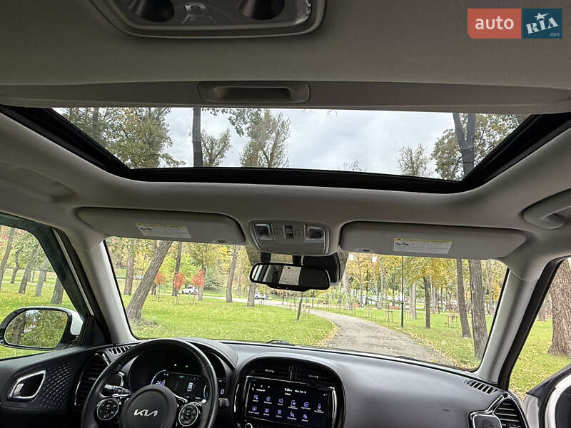 Позашляховик / Кросовер Kia Soul EV 2022 в Києві фото 26 Позашляховик / Кросовер Kia Soul EV 2022 в Києві