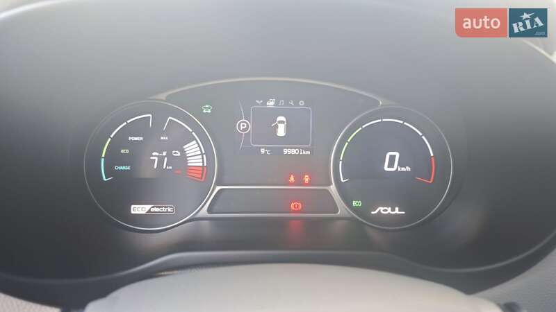 Позашляховик / Кросовер Kia Soul EV 2016 в Кам'янець-Подільському
