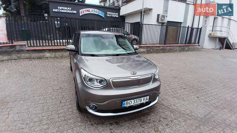 Позашляховик / Кросовер Kia Soul EV 2015 в Тернополі фото 11 Позашляховик / Кросовер Kia Soul EV 2015 в Тернополі
