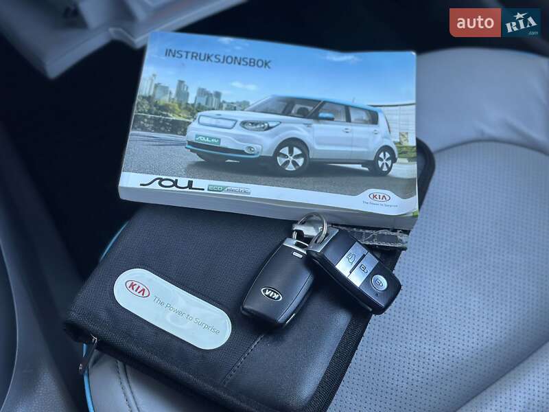 Внедорожник / Кроссовер Kia Soul EV 2015 в Луцке фото 6 Внедорожник / Кроссовер Kia Soul EV 2015 в Луцке