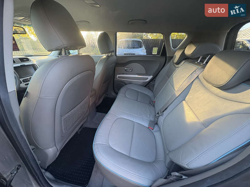 Позашляховик / Кросовер Kia Soul EV 2016 в Луцьку фото 19 Позашляховик / Кросовер Kia Soul EV 2016 в Луцьку