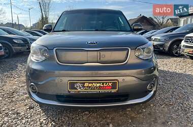 Позашляховик / Кросовер Kia Soul EV 2015 в  фото 2 Позашляховик / Кросовер Kia Soul EV 2015 в