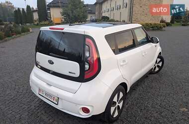 Внедорожник / Кроссовер Kia Soul EV 2015 в 