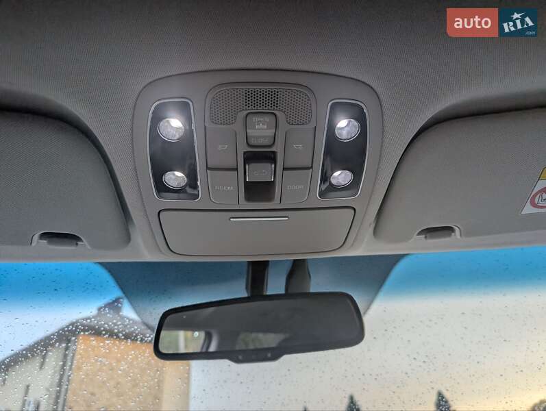 Позашляховик / Кросовер Kia Soul EV 2015 в Жовкві фото 11 Позашляховик / Кросовер Kia Soul EV 2015 в Жовкві