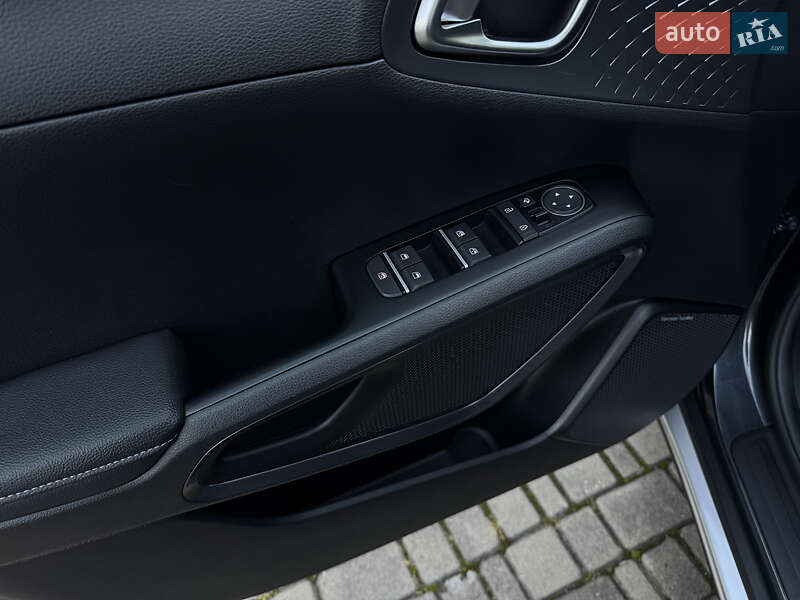 Внедорожник / Кроссовер Kia Soul EV 2020 в Луцке фото 12 Внедорожник / Кроссовер Kia Soul EV 2020 в Луцке