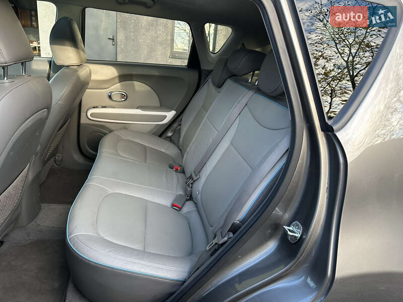 Внедорожник / Кроссовер Kia Soul EV 2017 в Тернополе фото 12 Внедорожник / Кроссовер Kia Soul EV 2017 в Тернополе