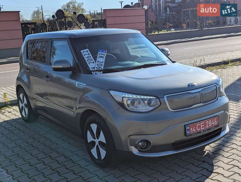 Позашляховик / Кросовер Kia Soul EV 2015 в Дрогобичі