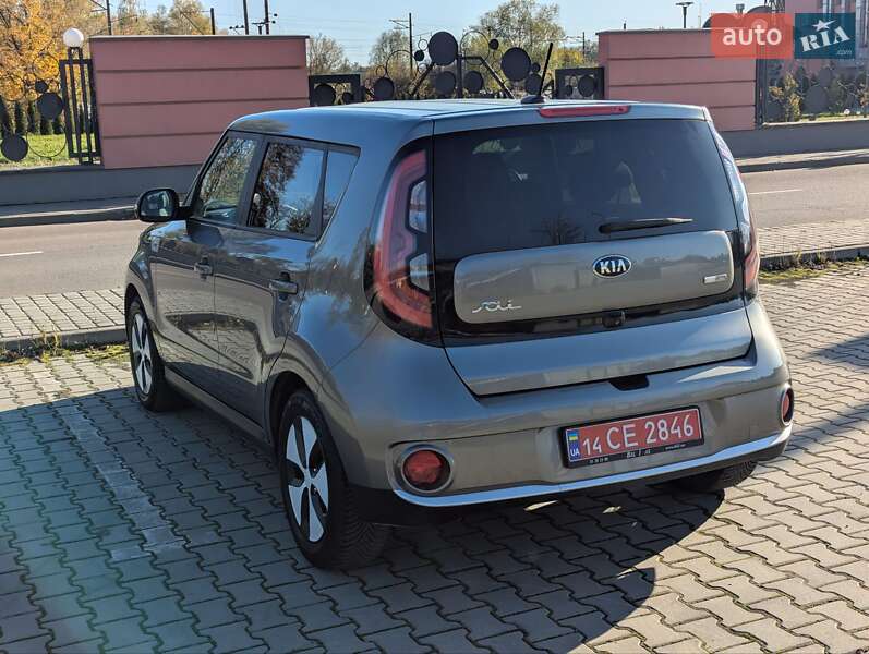 Позашляховик / Кросовер Kia Soul EV 2015 в Дрогобичі