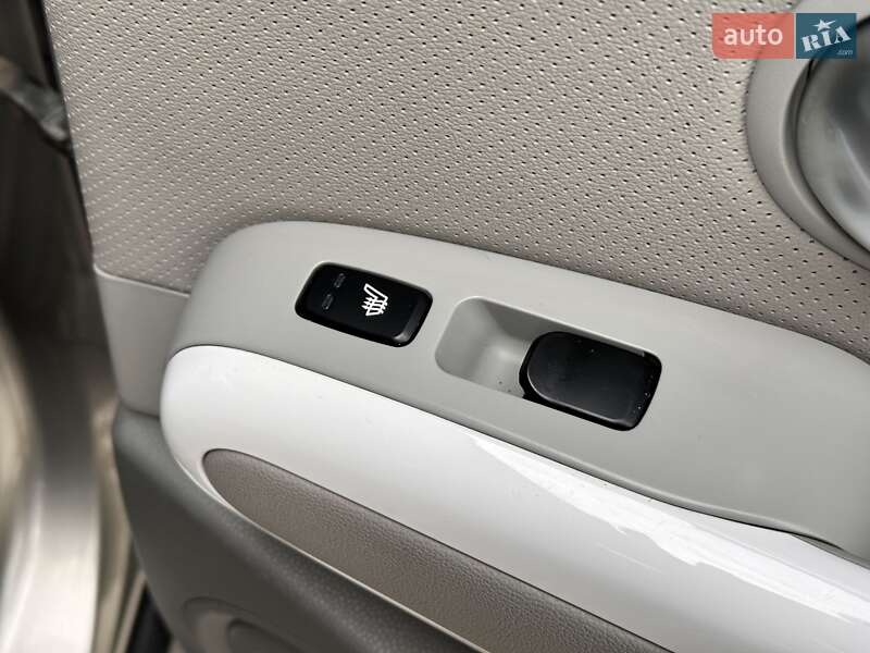 Внедорожник / Кроссовер Kia Soul EV 2016 в Луцке фото 14 Внедорожник / Кроссовер Kia Soul EV 2016 в Луцке