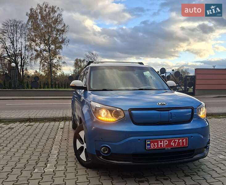 Внедорожник / Кроссовер Kia Soul EV 2016 в Дрогобыче фото 5 Внедорожник / Кроссовер Kia Soul EV 2016 в Дрогобыче