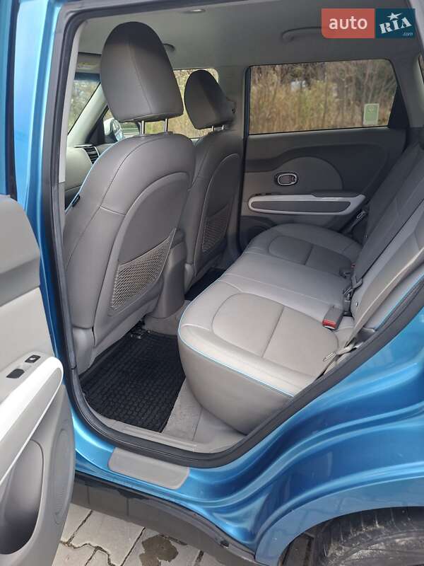 Внедорожник / Кроссовер Kia Soul EV 2016 в Дрогобыче фото 62 Внедорожник / Кроссовер Kia Soul EV 2016 в Дрогобыче