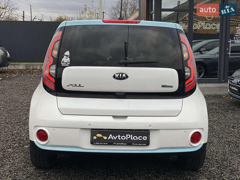 Позашляховик / Кросовер Kia Soul EV 2016 в Луцьку